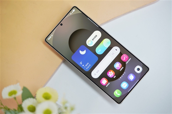 新一代万元机皇！三星Galaxy S25 Ultra图赏富联平台|富联娱乐注册登录缩略图