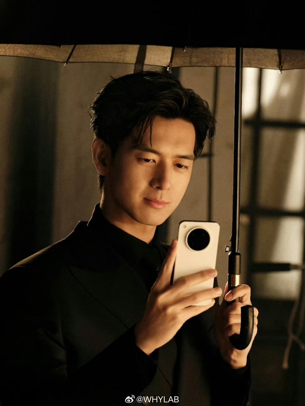 最美小屏旗舰！李现提前曝光OPPO Find X8S真机照