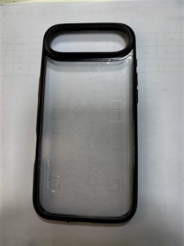 最薄苹果手机！iPhone 17 Air首个手机壳现身富联平台|富联娱乐注册登录缩略图